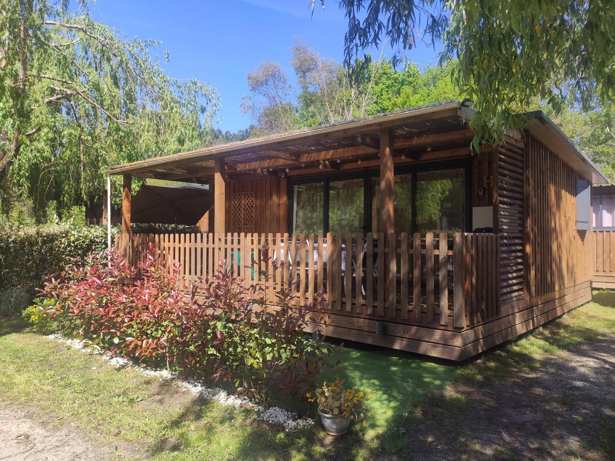 Location Saisonniere Onesse-Laharie酒店 外观 照片